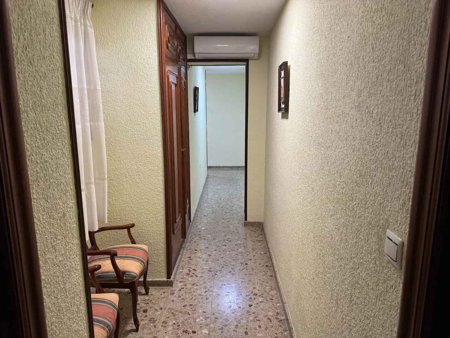 Piso de alquiler en Benidorm con Aire acondicionado, Terraza y Amueblado