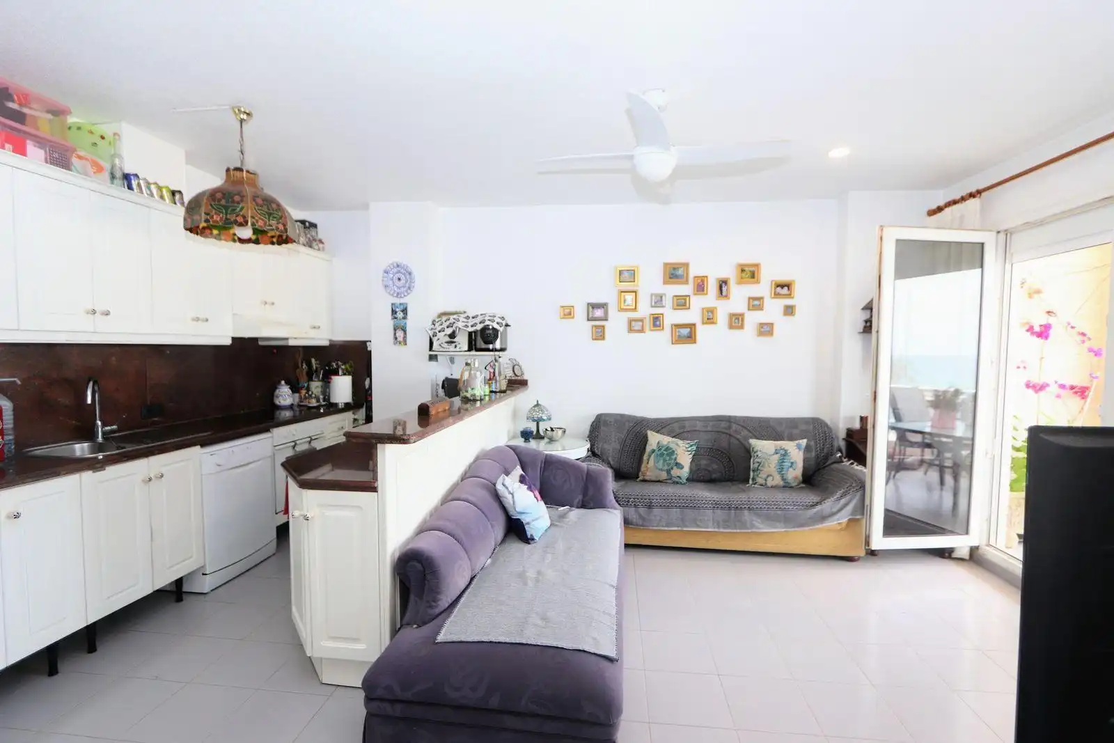 Sala de estar de Apartamento en venta en Orihuela con Terraza y Piscina comunitaria