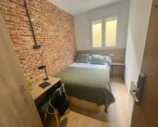 Bedroom of Apartment to share in  Madrid Capital  with Furnished, Washing machine and Internet