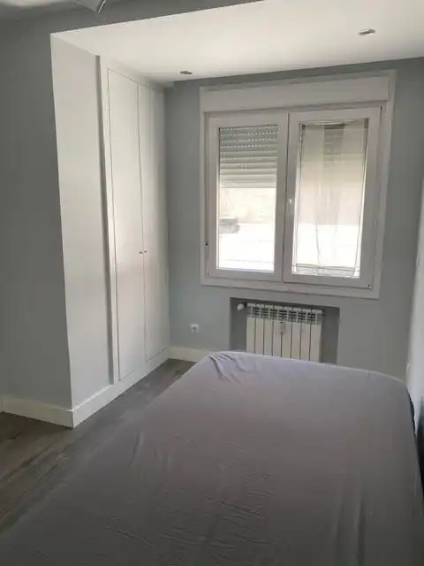 Bedroom of Flat for rent in Madrid  with Air Conditioner, Heating and Furnished