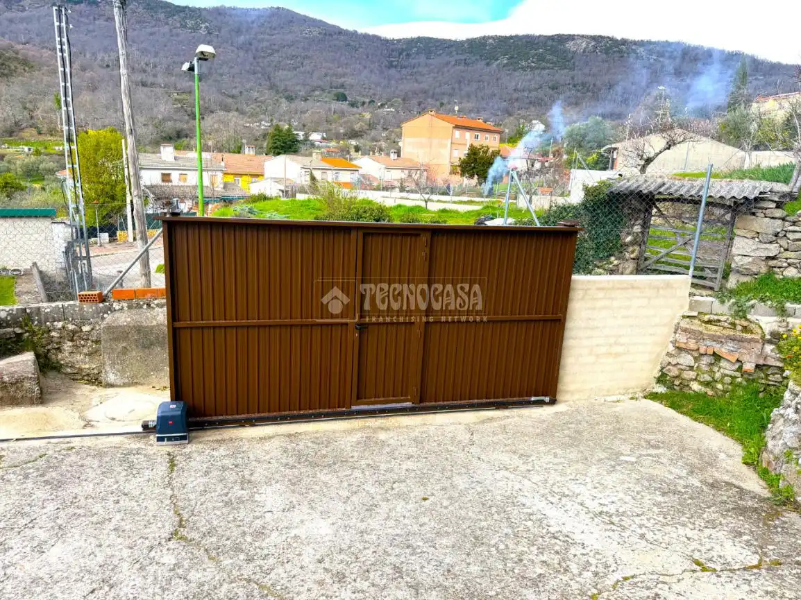 Vista exterior de Pis en venda en El Real de San Vicente amb Aire condicionat, Terrassa i Moblat