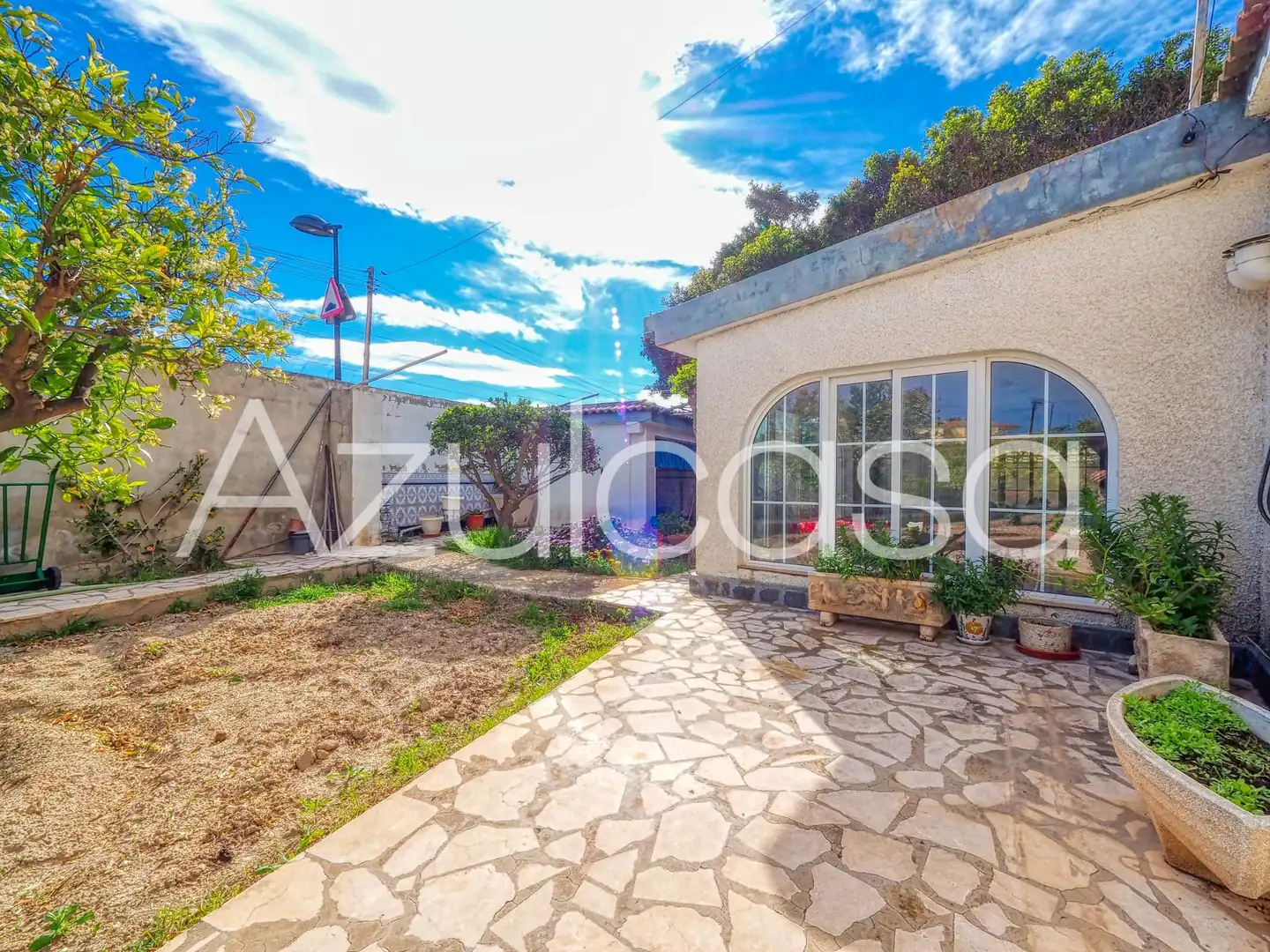 Jardí de Casa o xalet en venda en Busot amb Aire condicionat, Traster i Piscina