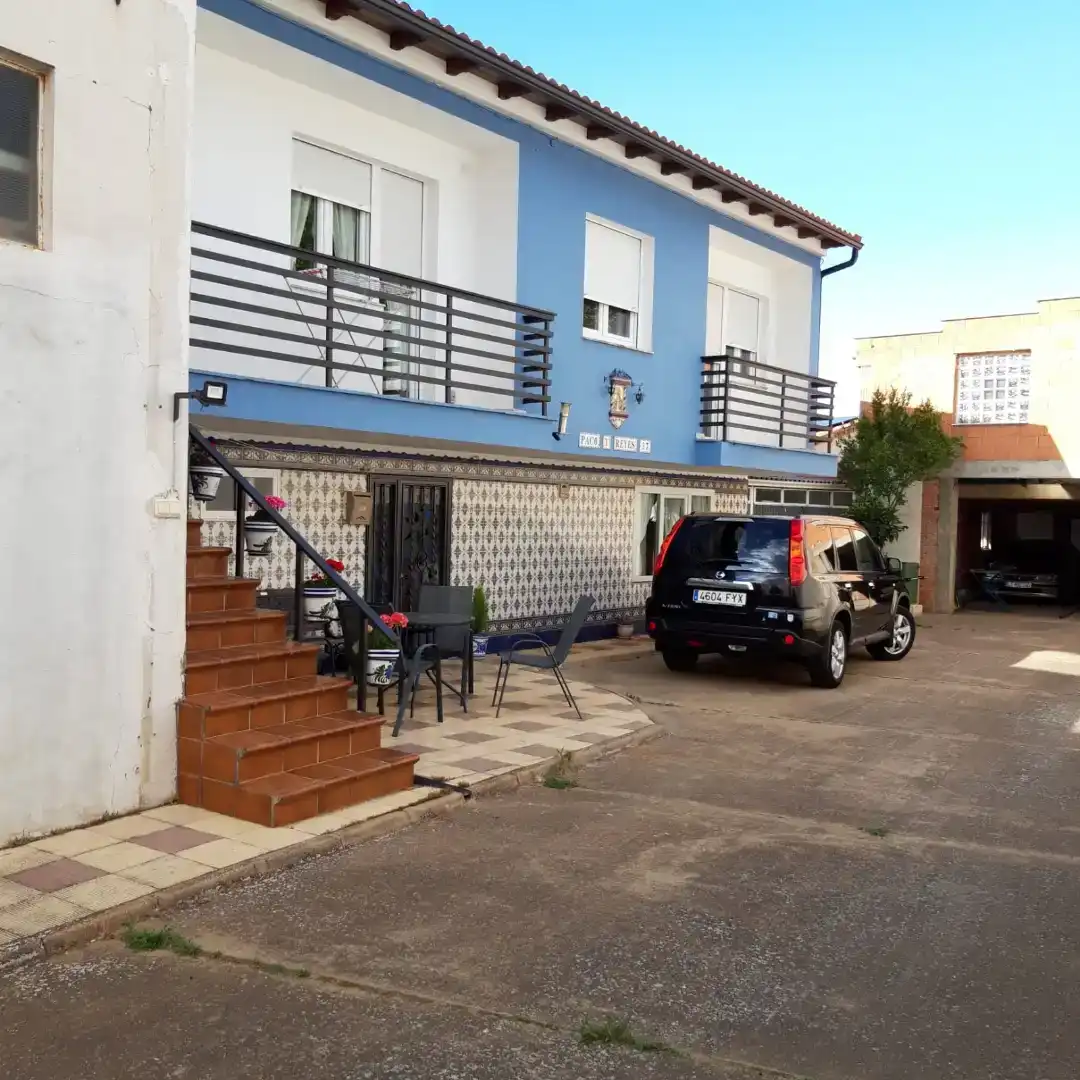 Parkplatz von Wohnung zur Miete in Villarejo de Órbigo mit Balkon