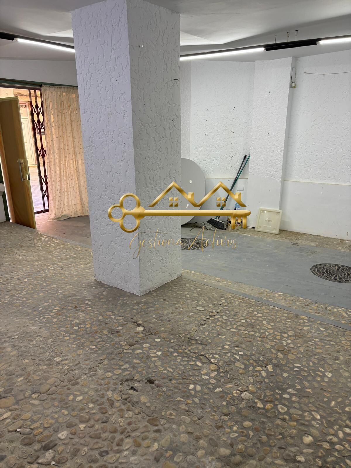 Vista exterior de Planta baja en venta en Ontinyent