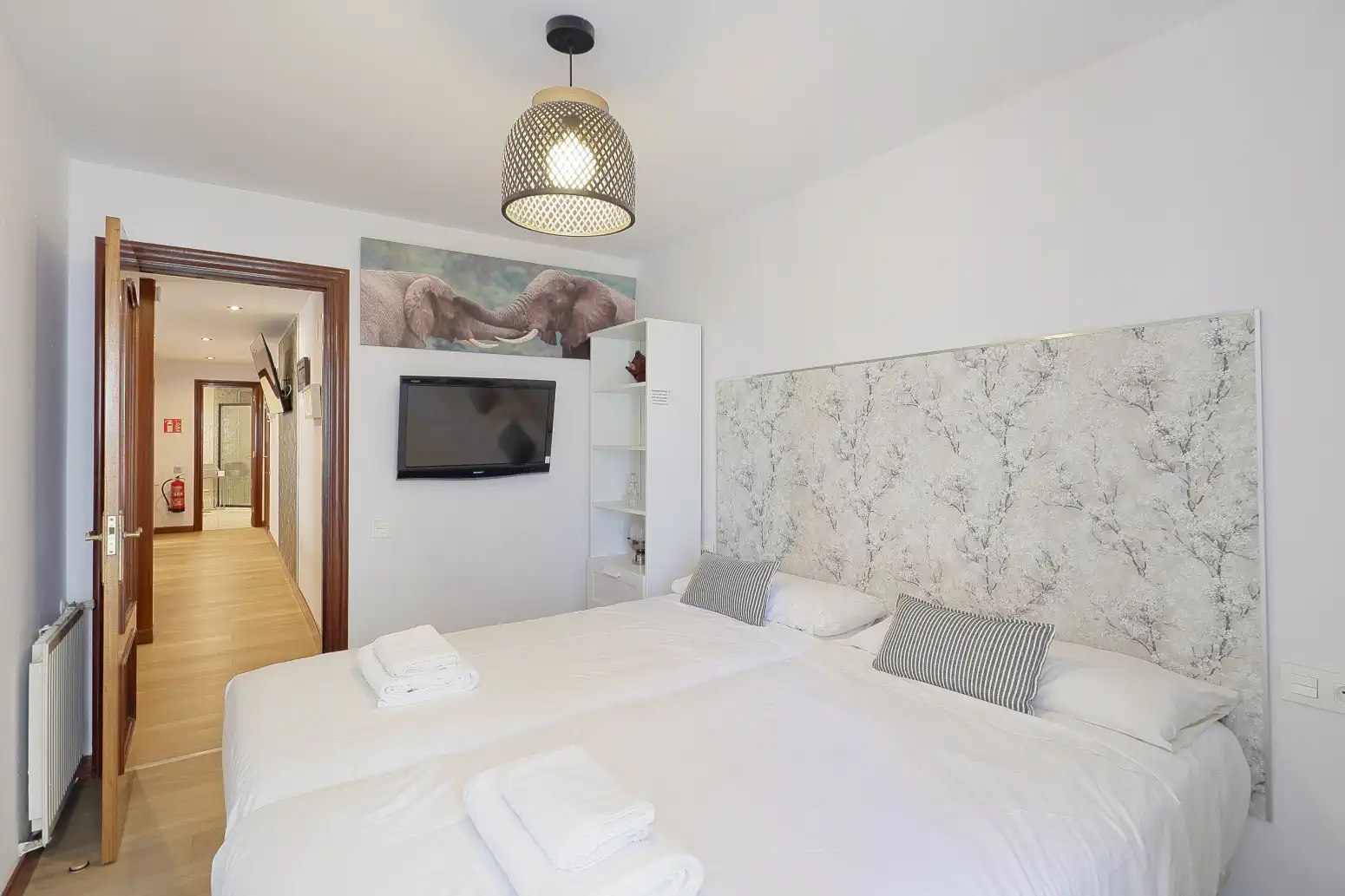 Habitación de Piso en venta en Gijón  con Calefacción, Trastero y Amueblado