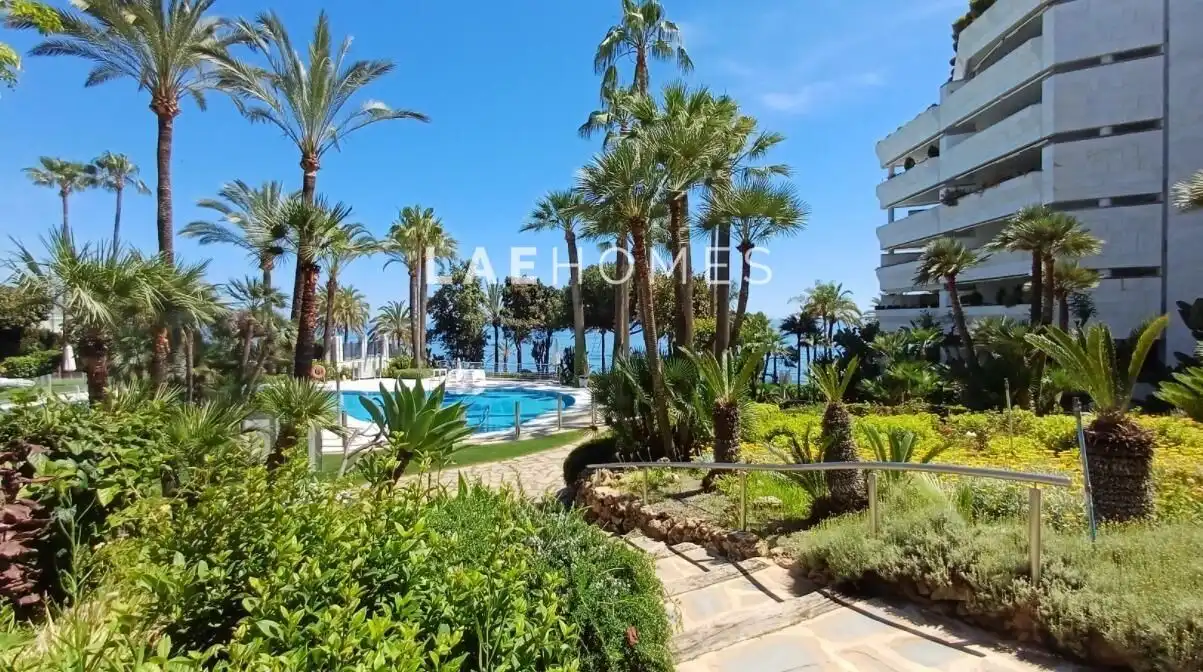 Apartment with pool for sale in Marbella Centro, imagen 6