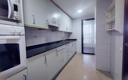 Kitchen of Flat for sale in  Barcelona Capital  with Air Conditioner, Heating and Balcony