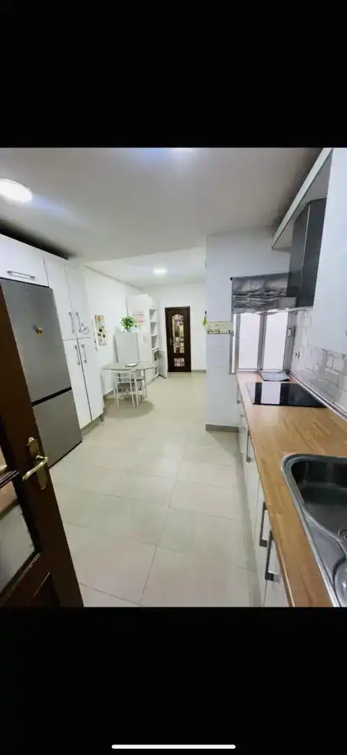 Cuina de Pis per a compartir en Andújar amb Aire condicionat, Parquet i Moblat