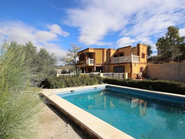 Detached house for sale in Monóvar  / Monòver