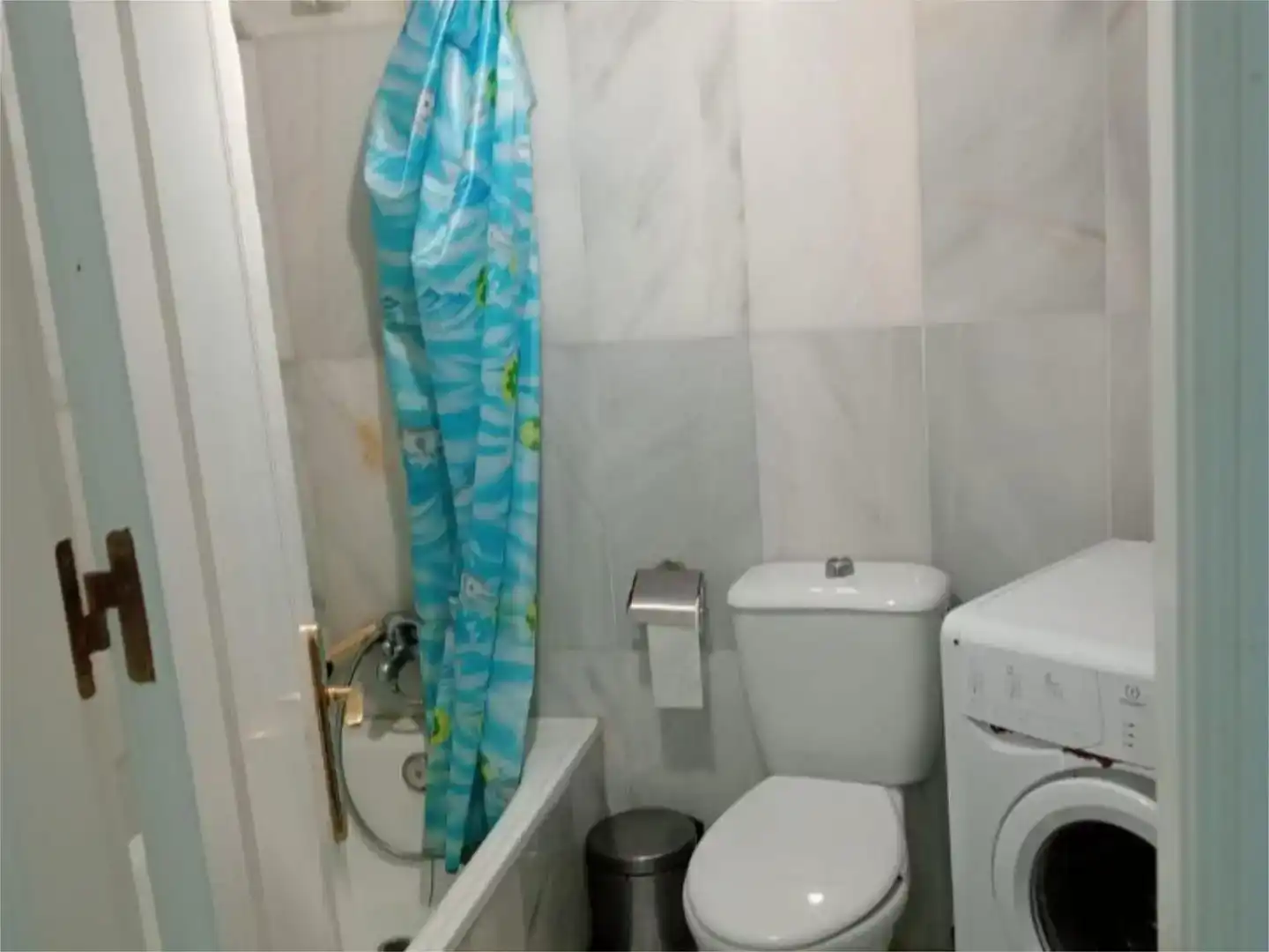 Bathroom of Flat for sale in Estepona  with Swimming Pool