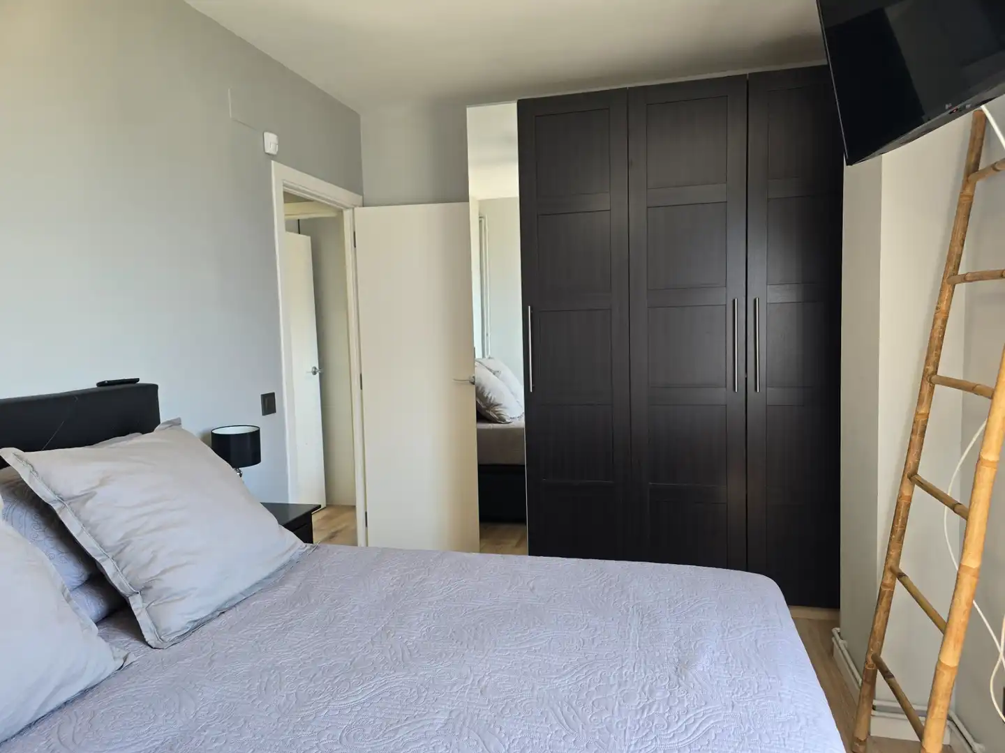Habitación de Piso en venta en Sabadell con Calefacción, Parquet y Terraza