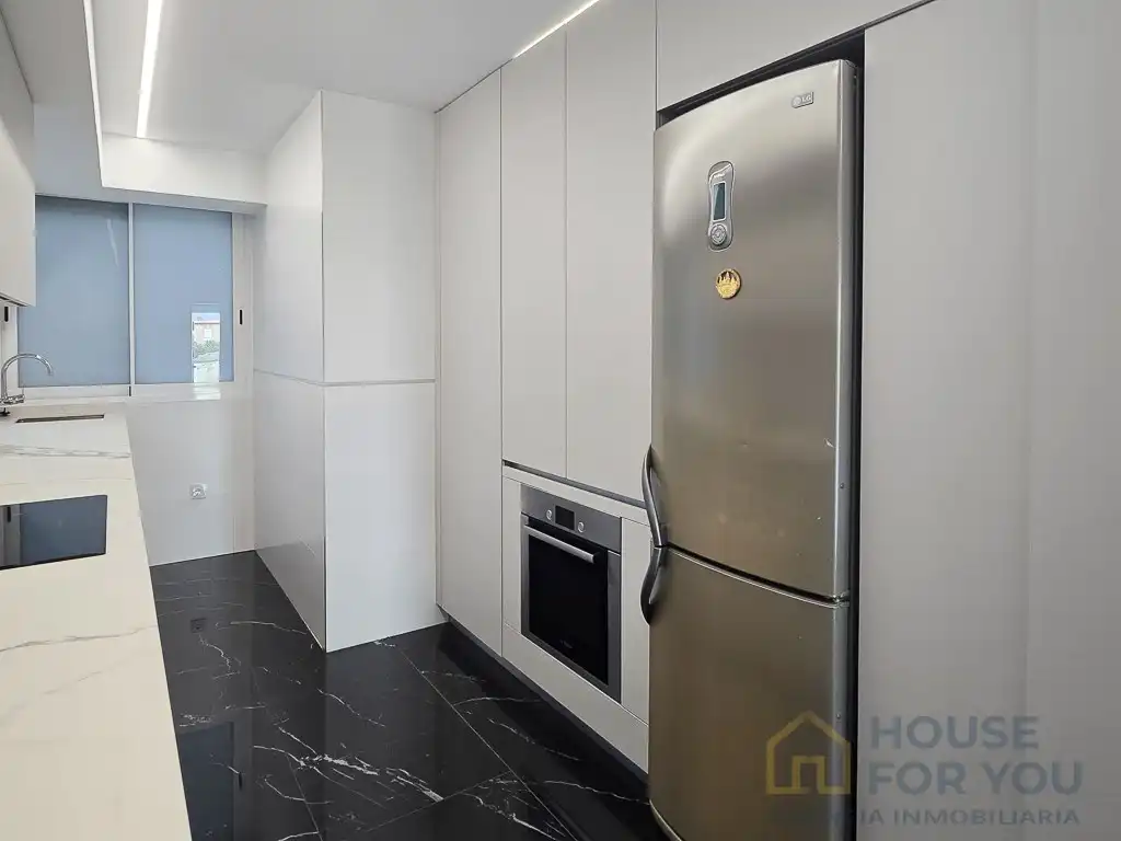 Cocina de Piso de alquiler en Murcia