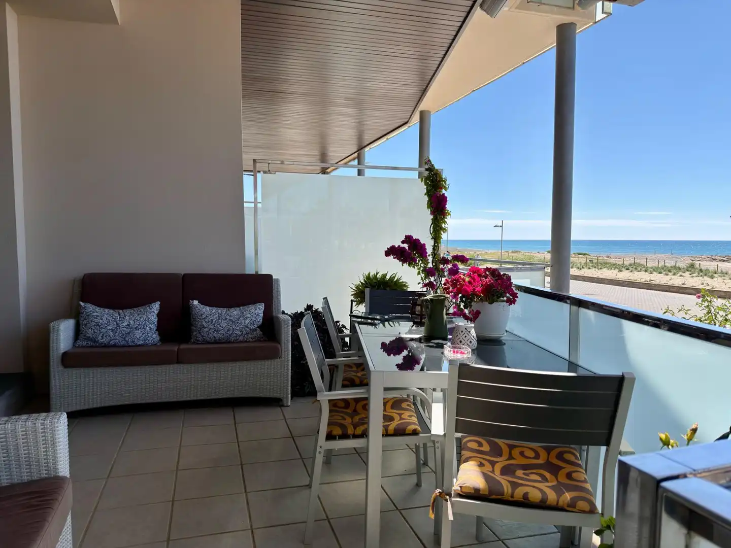 Terraza de Apartamento en venta en Cubelles con Aire acondicionado, Calefacción y Parquet