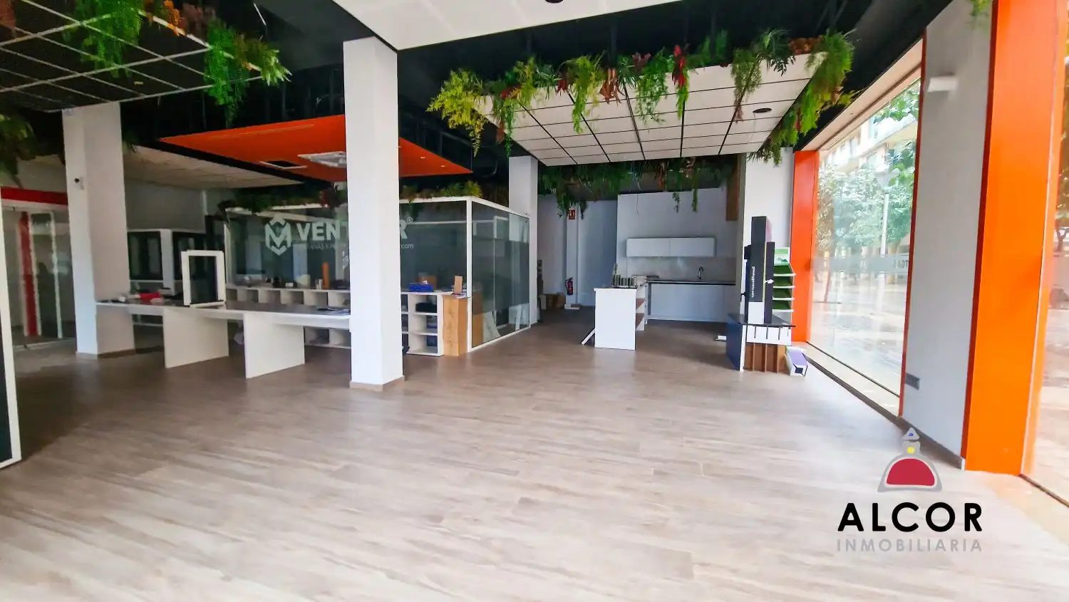 Local comercial en alquiler en Puerto, imagen 3