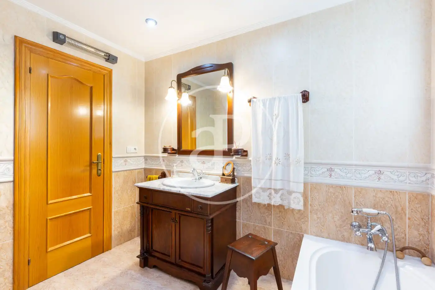 Baño de Casa adosada en venta en Burriana / Borriana con Calefacción, Jardín privado y Terraza