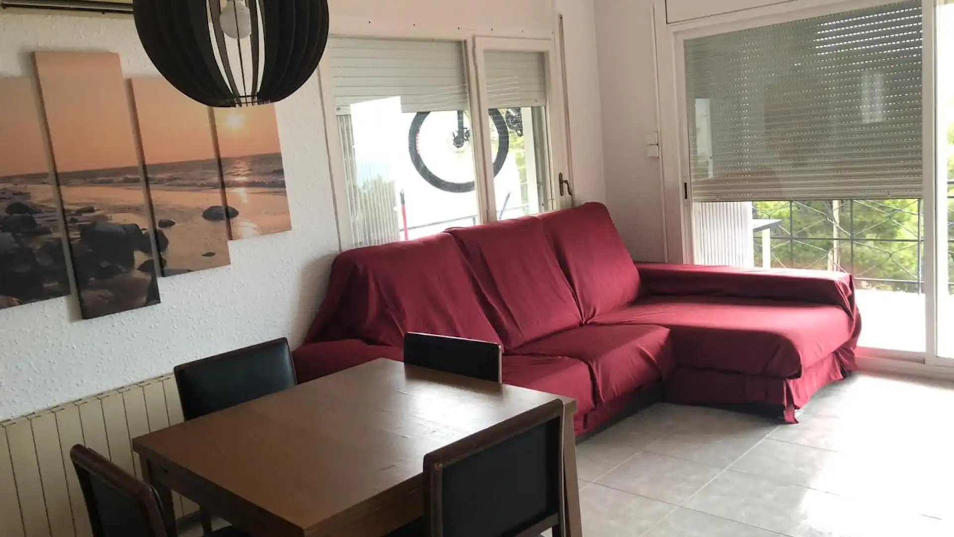 Sala d'estar de Pis de lloguer en Castelldefels amb Aire condicionat, Calefacció i Jardí privat