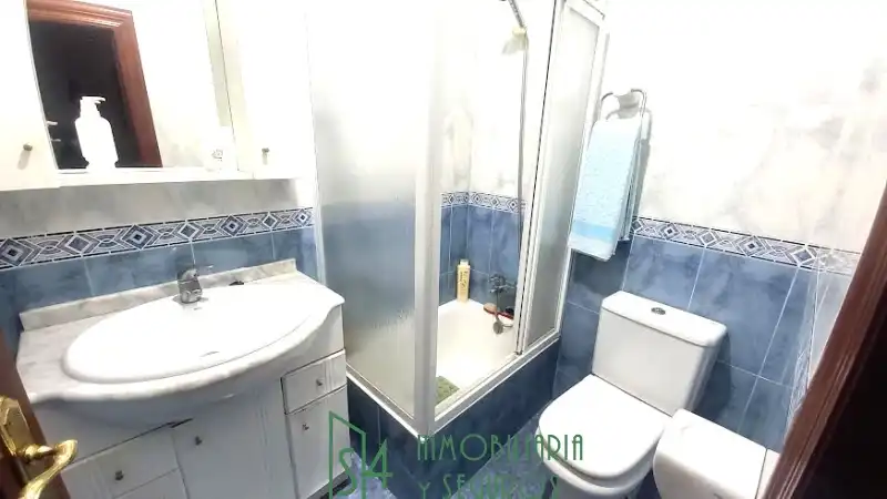 Bathroom of Detached homes for sale in Siero  with Private garden, Terrace and Oven
