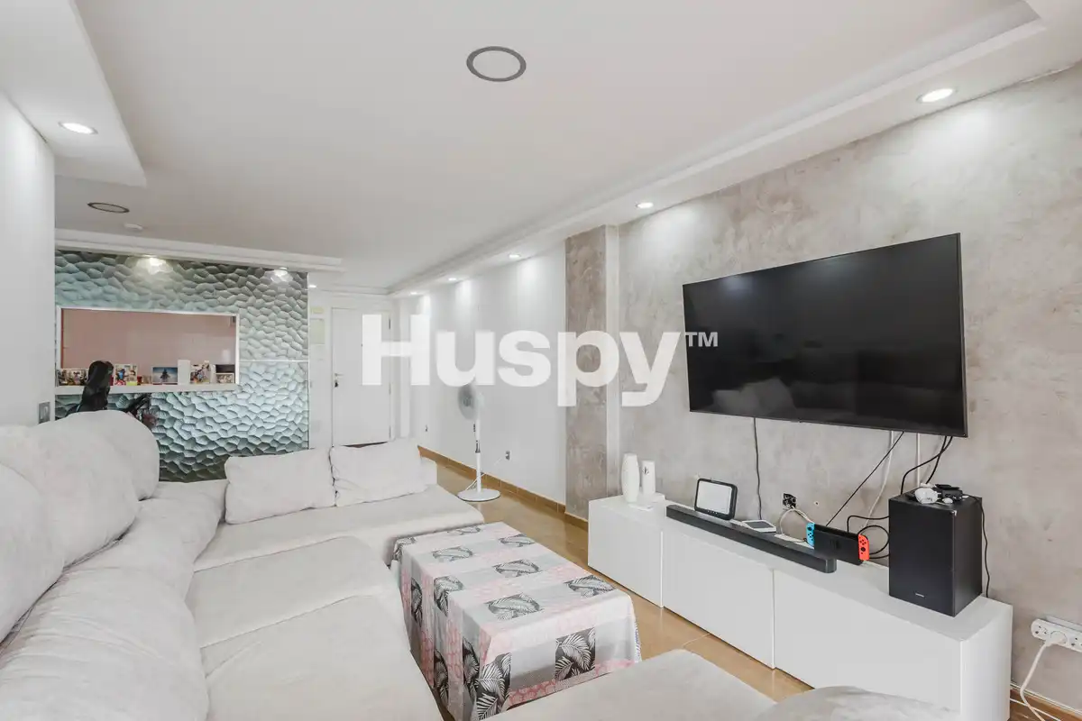 Piso con ascensor en venta en Calle Eume, imagen 6