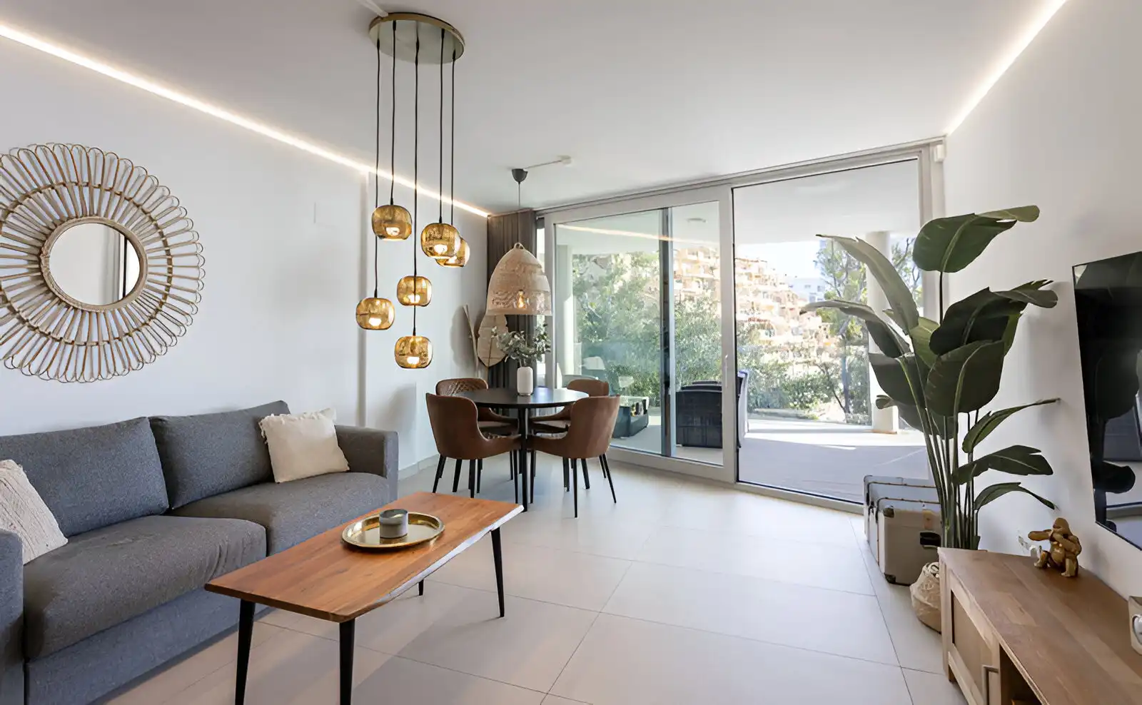 Apartament amb piscina en venda a Puerto Deportivo, imagen 12