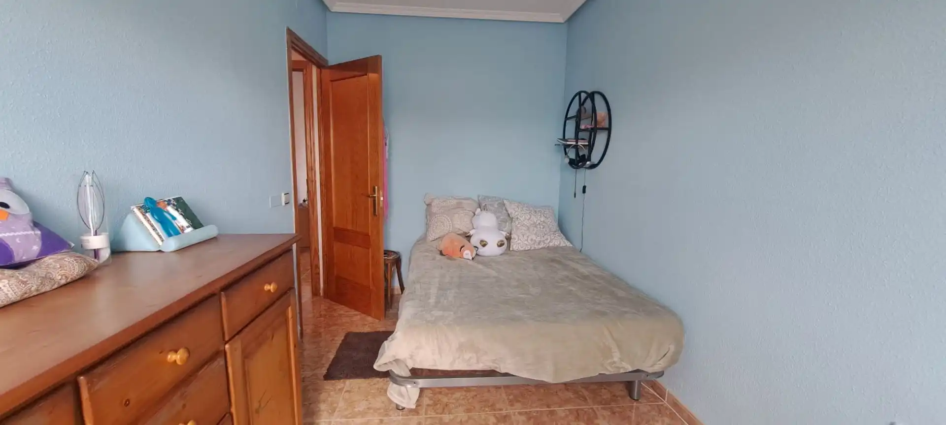 Habitación de Casa adosada en venta en Ávila con Calefacción y Amueblado