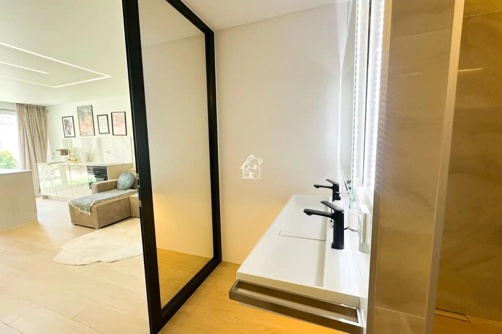 Bany de Apartament en venda en Torrevieja amb Aire condicionat, Traster i Moblat