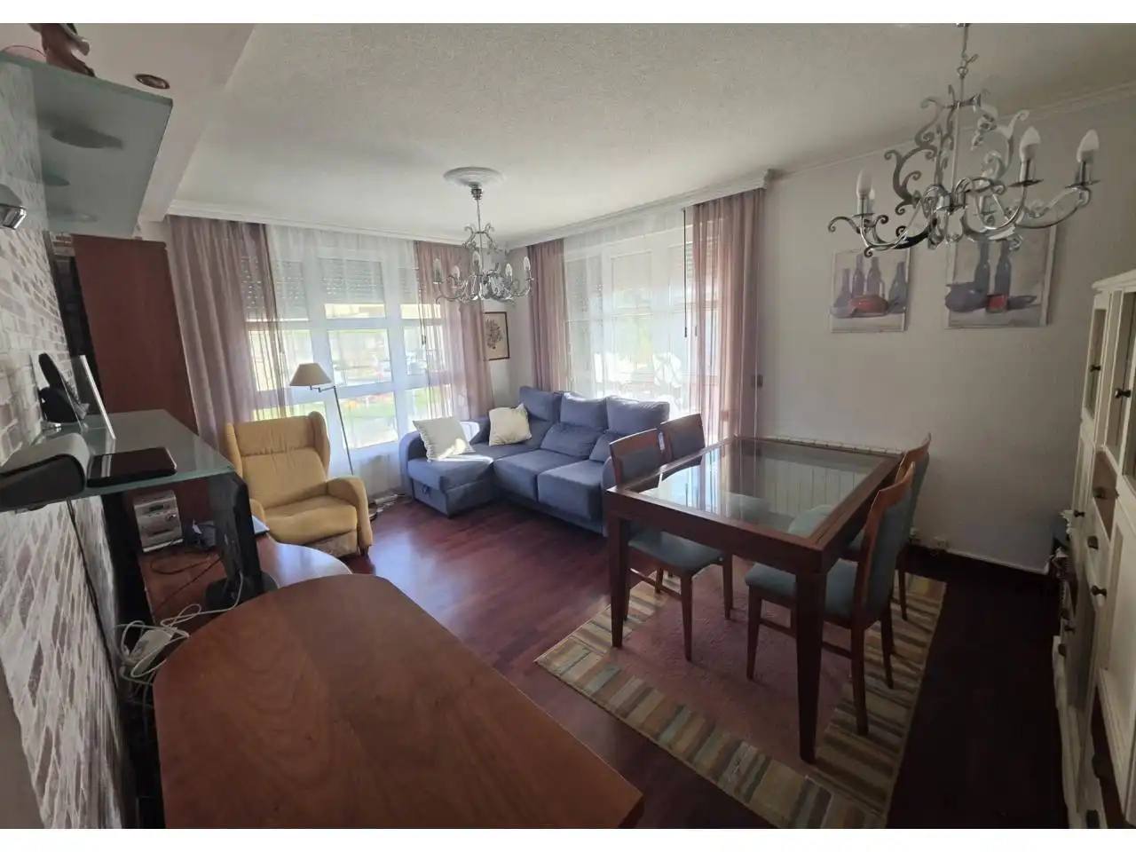 Sala de estar de Piso en venta en Piélagos con Calefacción, Terraza y Amueblado