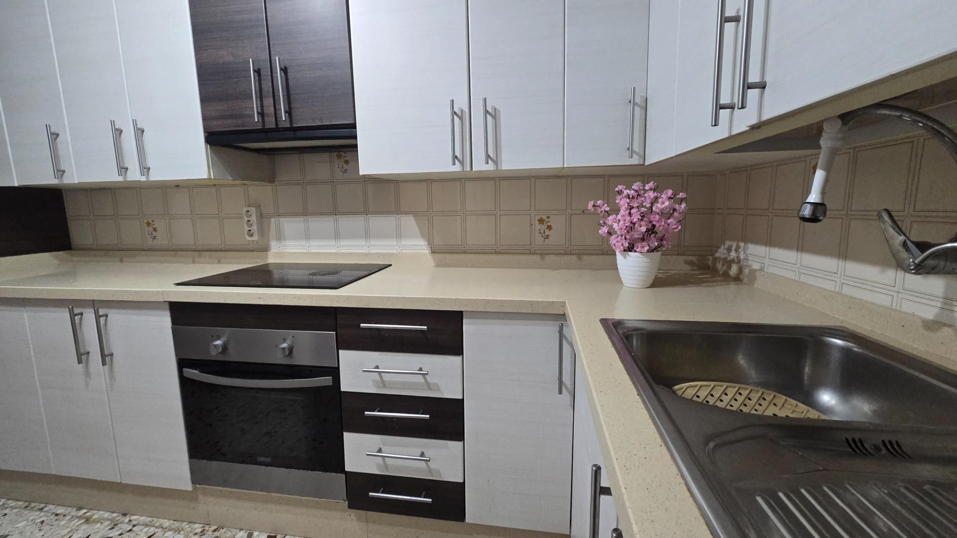 Cuina de Pis en venda en Elche / Elx amb Aire condicionat i Terrassa