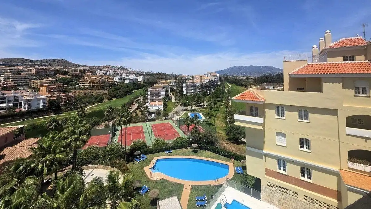 Außenansicht von Wohnung zum Verkauf in Mijas mit Klimaanlage, Terrasse und Abstellraum