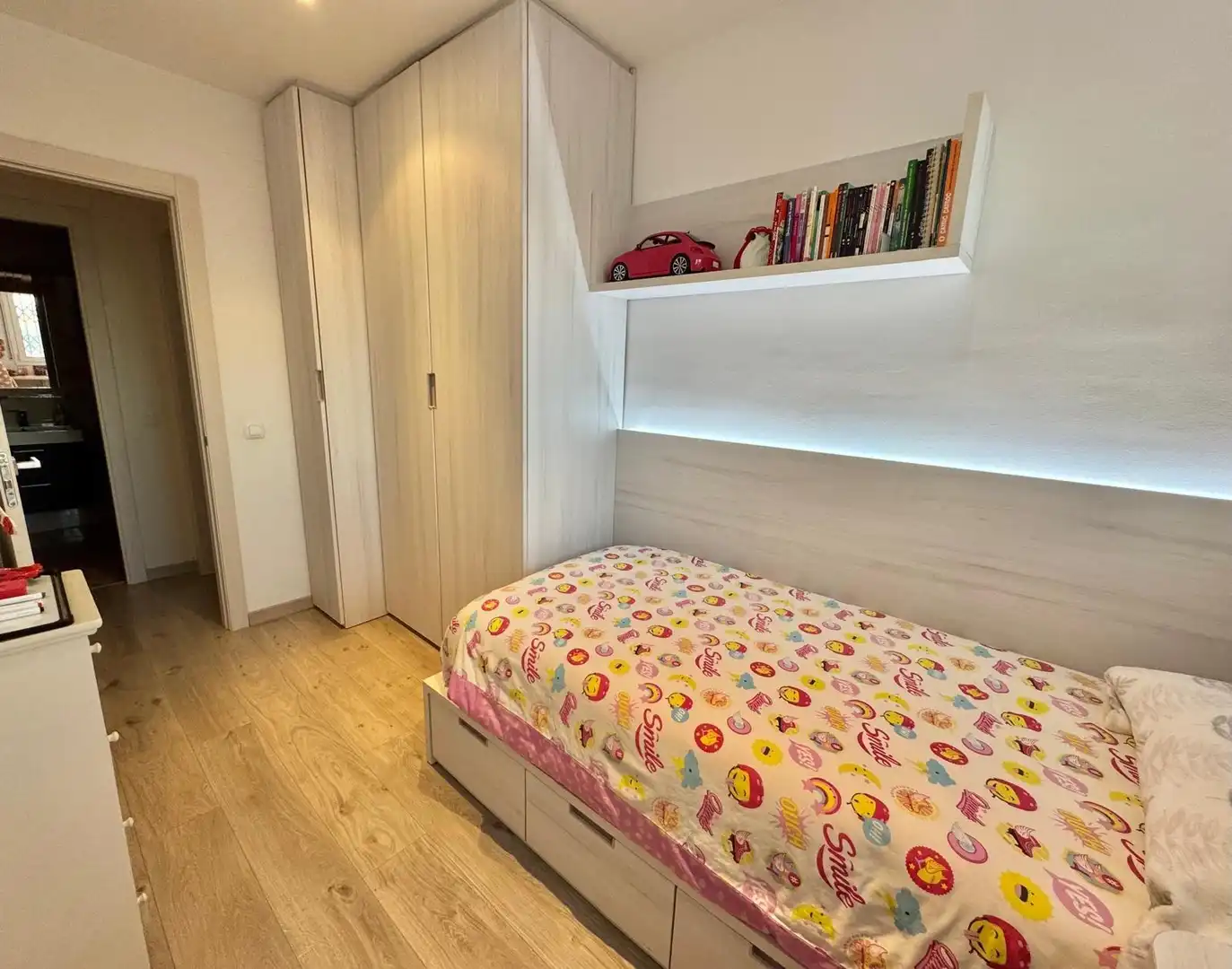 Schlafzimmer von Wohnung zum Verkauf in Malgrat de Mar mit Heizung, Balkon und Gemeinschaftspool