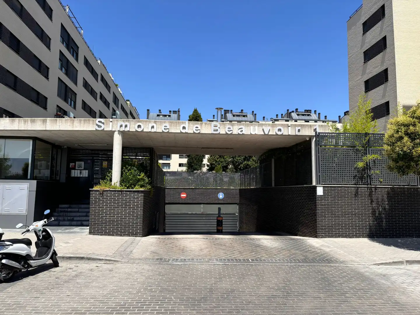 Exterior view of Garage for rent in Rivas-Vaciamadrid
