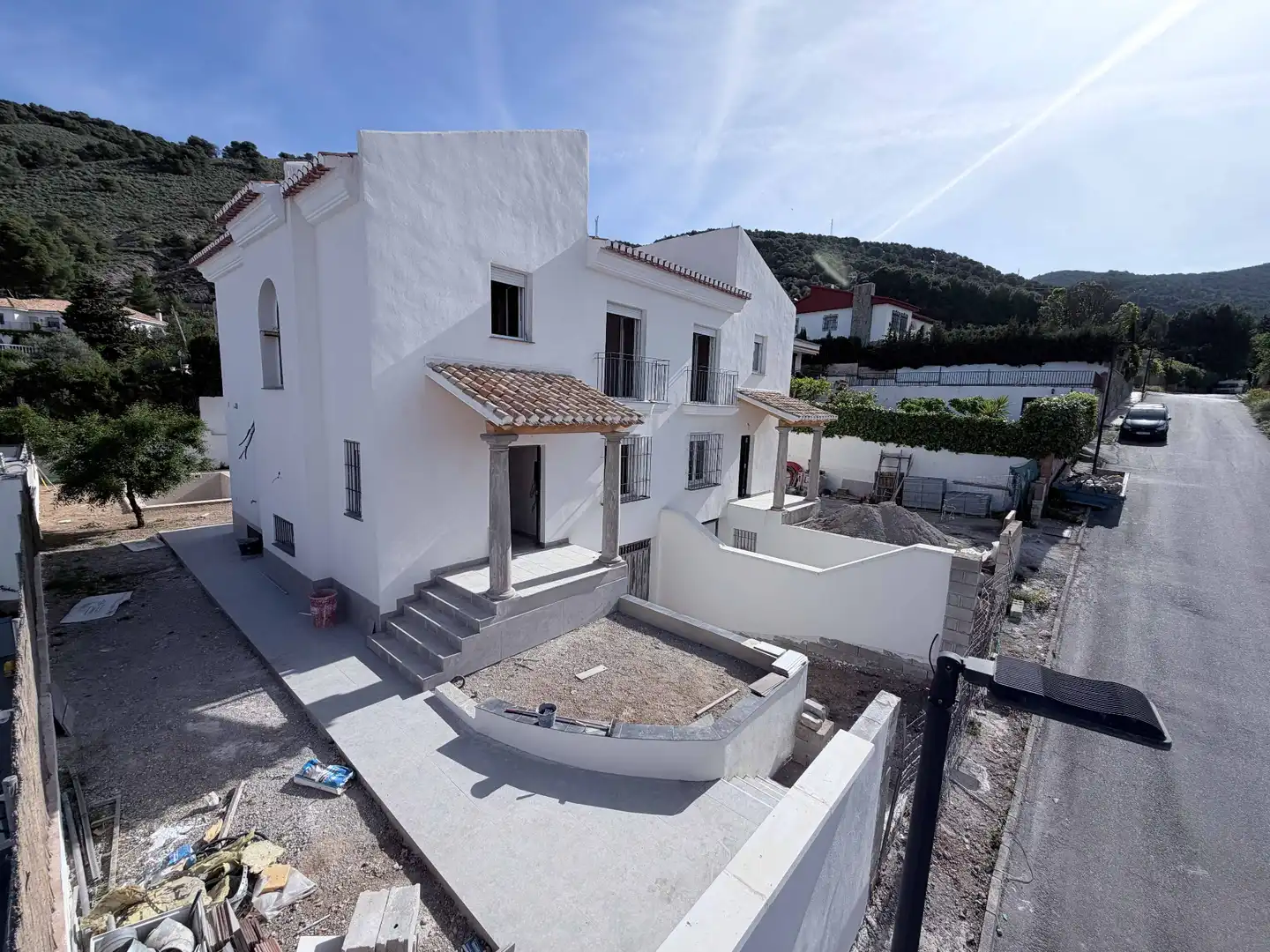 Vista exterior de Casa o xalet en venda en Padul amb Jardí privat, Piscina i Balcó