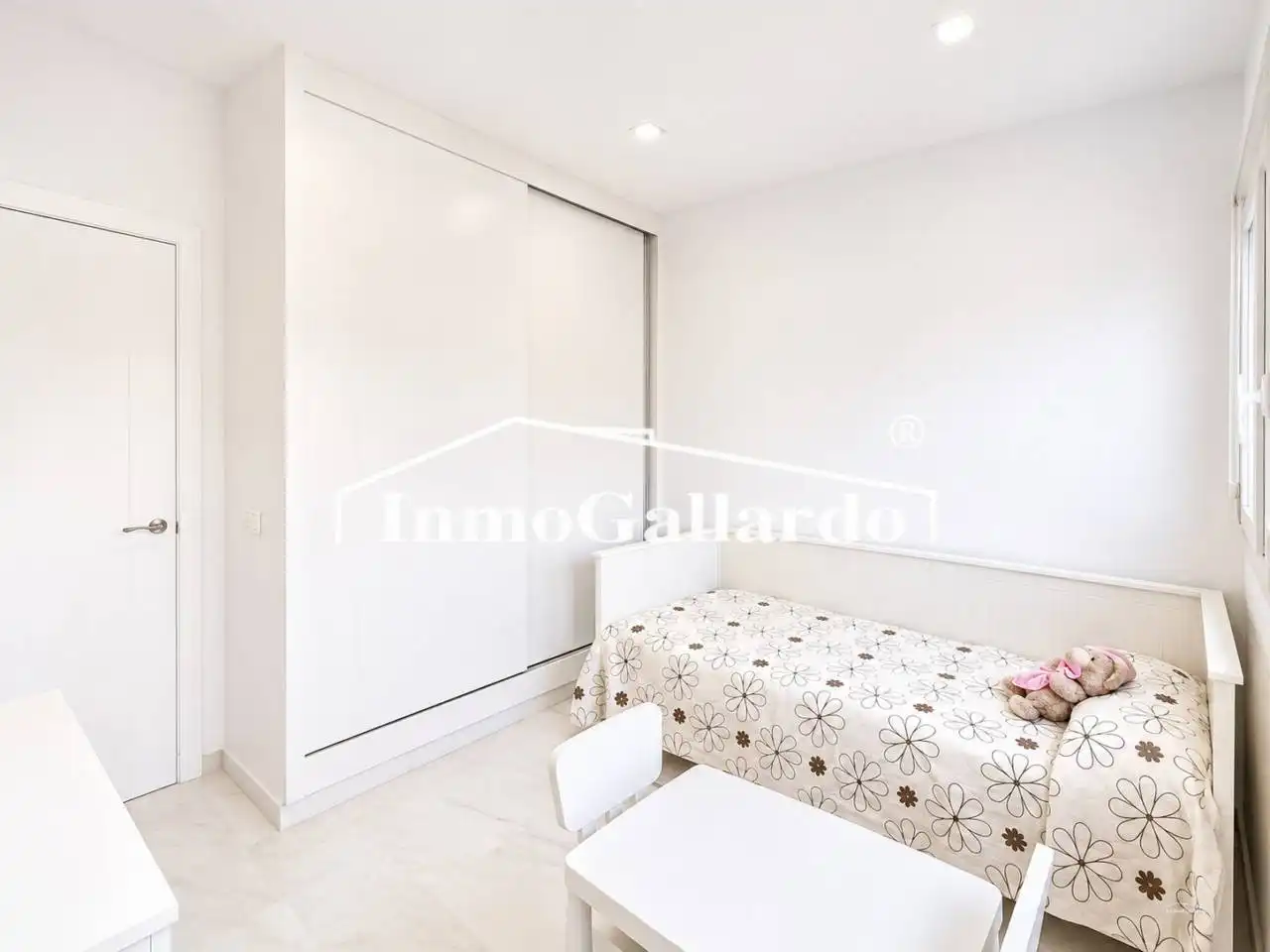 Habitación de Piso en venta en Málaga con Aire acondicionado, Calefacción y Terraza