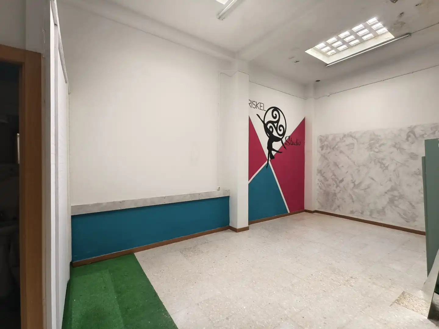 Local de alquiler en Rúa Merced, 7, Los Castros - Castrillón