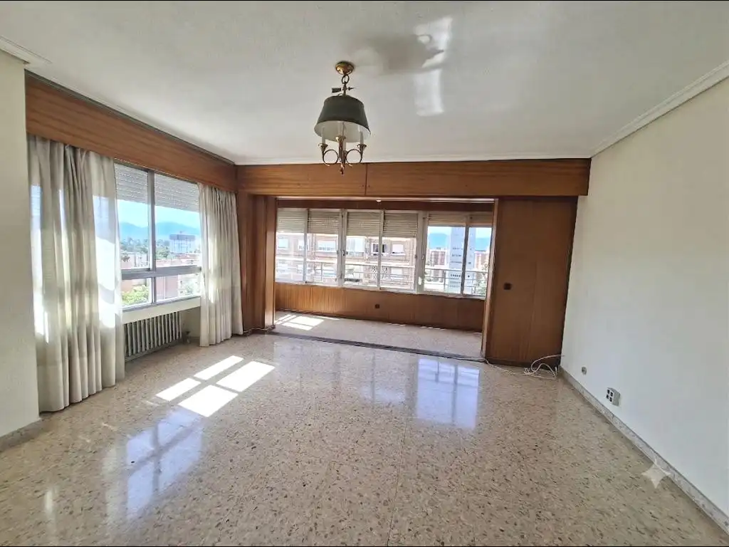 Sala d'estar de Pis de lloguer en Murcia amb Aire condicionat i Calefacció