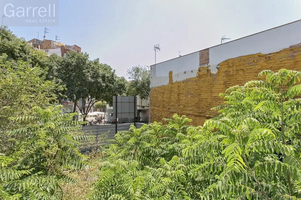 Vista exterior de Residencial en venta en Badalona