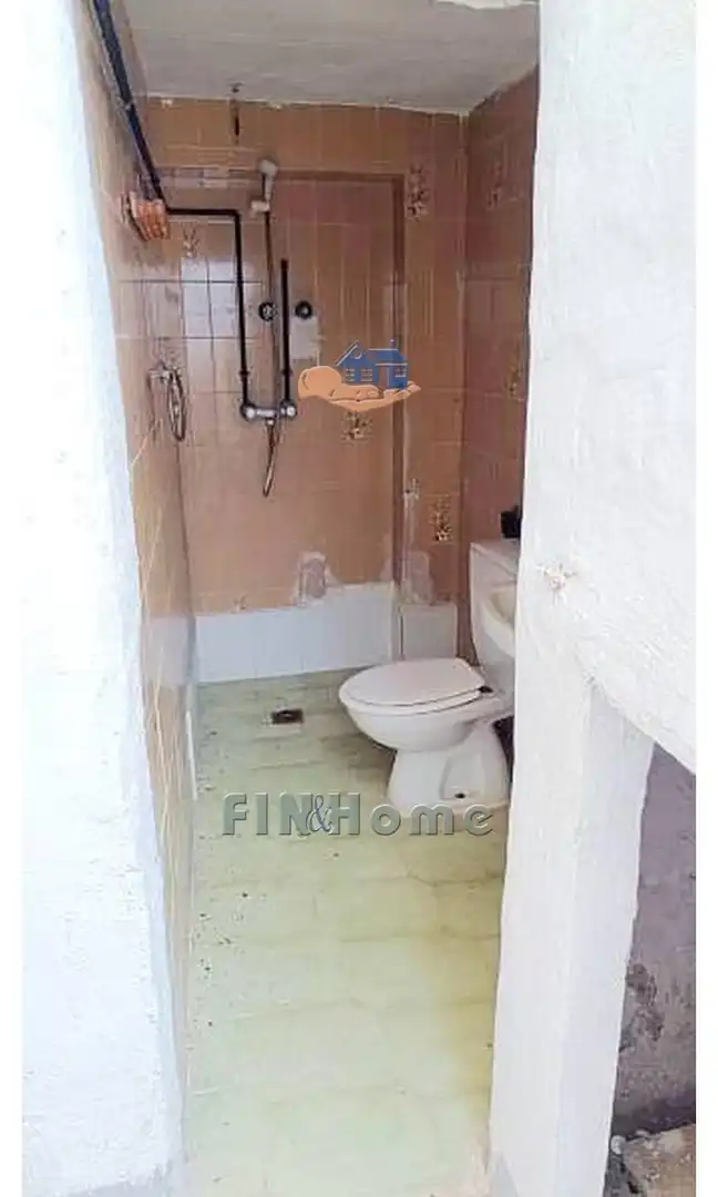 Bathroom of Houses for sale in Morón de la Frontera