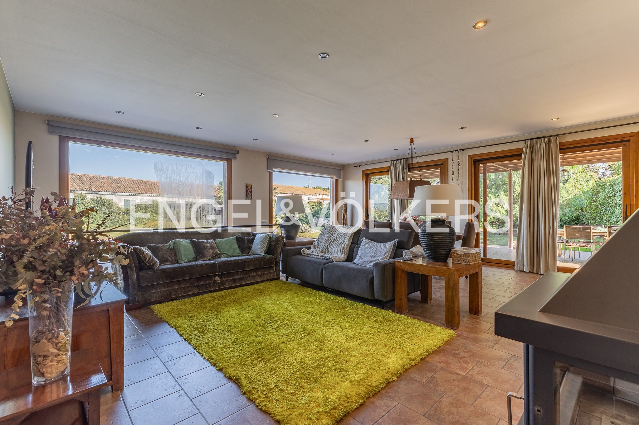 Exterior view of House or chalet for sale in Les Franqueses del Vallès  with Air Conditioner, Heating and Private garden