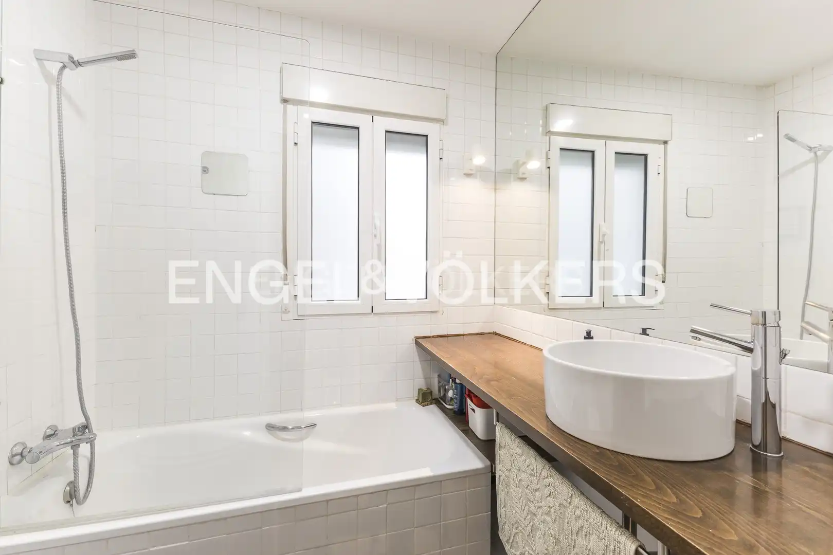 Badezimmer von Wohnung zur Miete in Chamberí