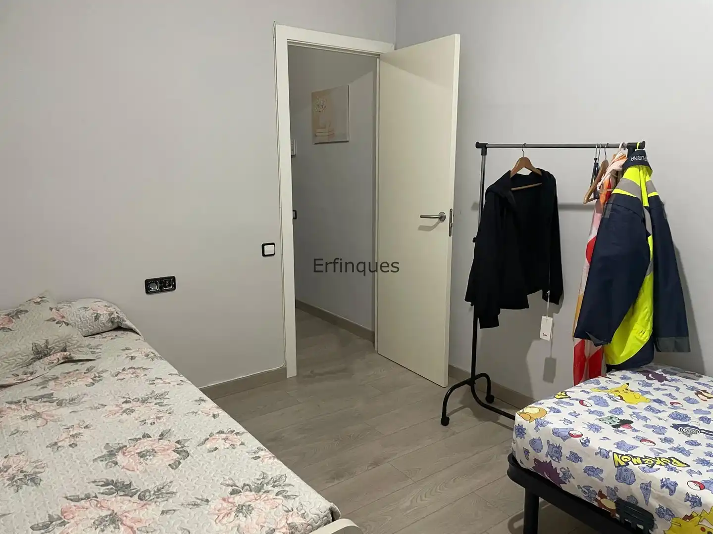Piso con terraza en venta en Carrer de Prat de la Riba, imagen 16