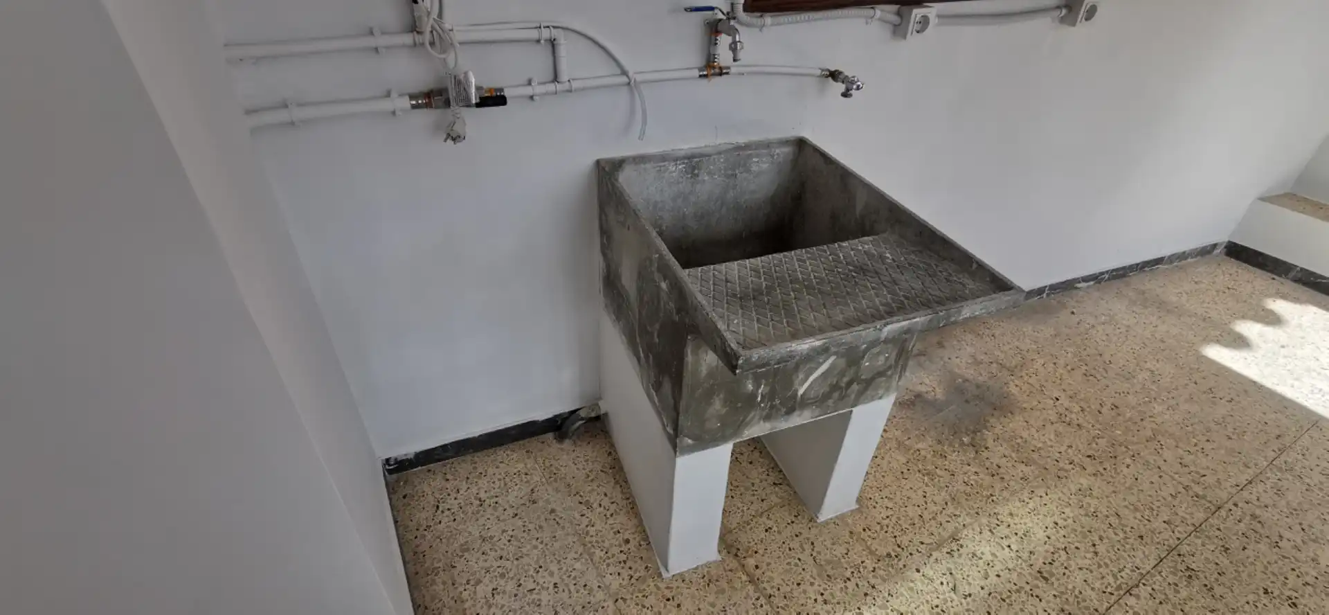 Bany de Casa adosada de lloguer en Cabrera de Mar amb Aire condicionat, Calefacció i Jardí privat
