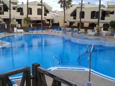 Adosado con piscina en venta en Costa del Silencio