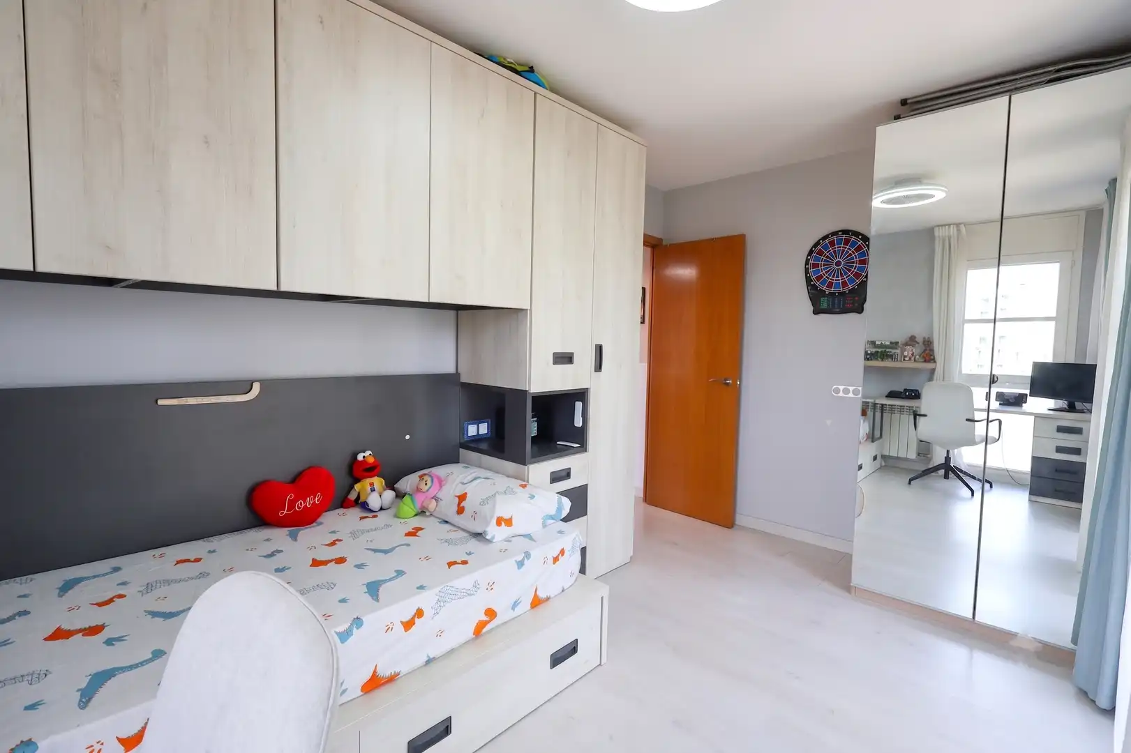 Flat for sale in de Lluís Muncunill, Zona Esportiva