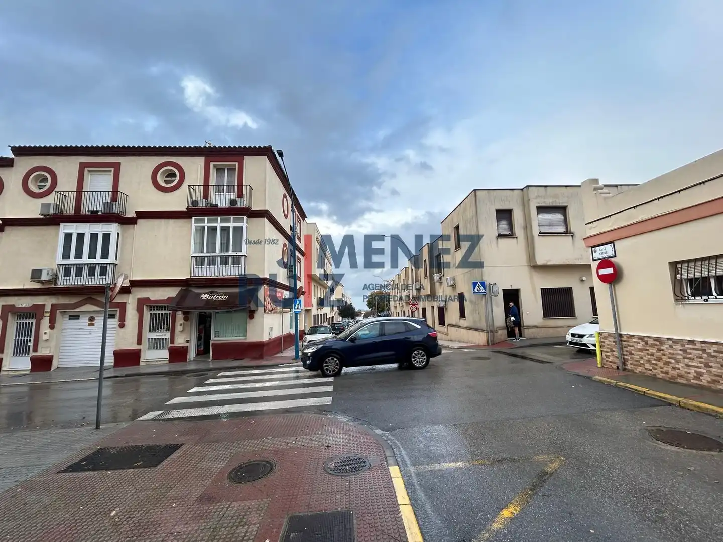 Exterior view of Detached homes for sale in Chiclana de la Frontera  with Terrace