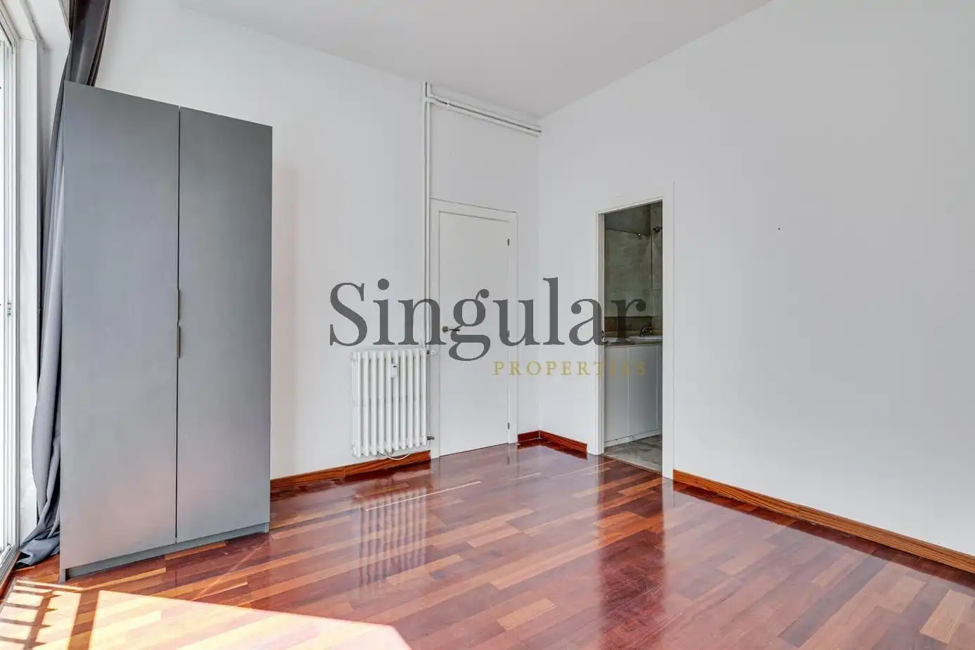 Habitación de Piso en venta en Barcelona con Aire acondicionado y Calefacción