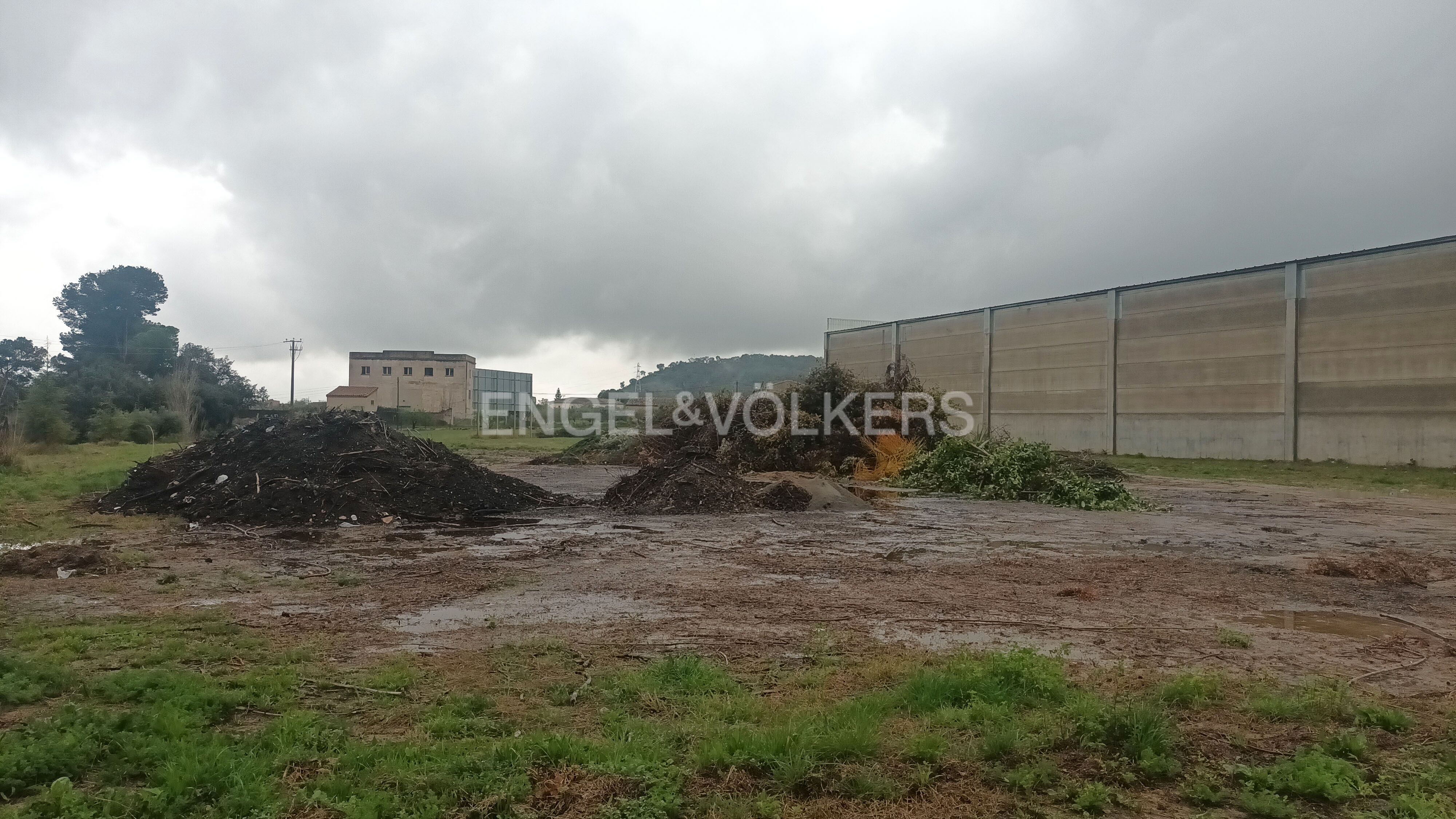 Industrial land for sale in Sant Martí Sarroca