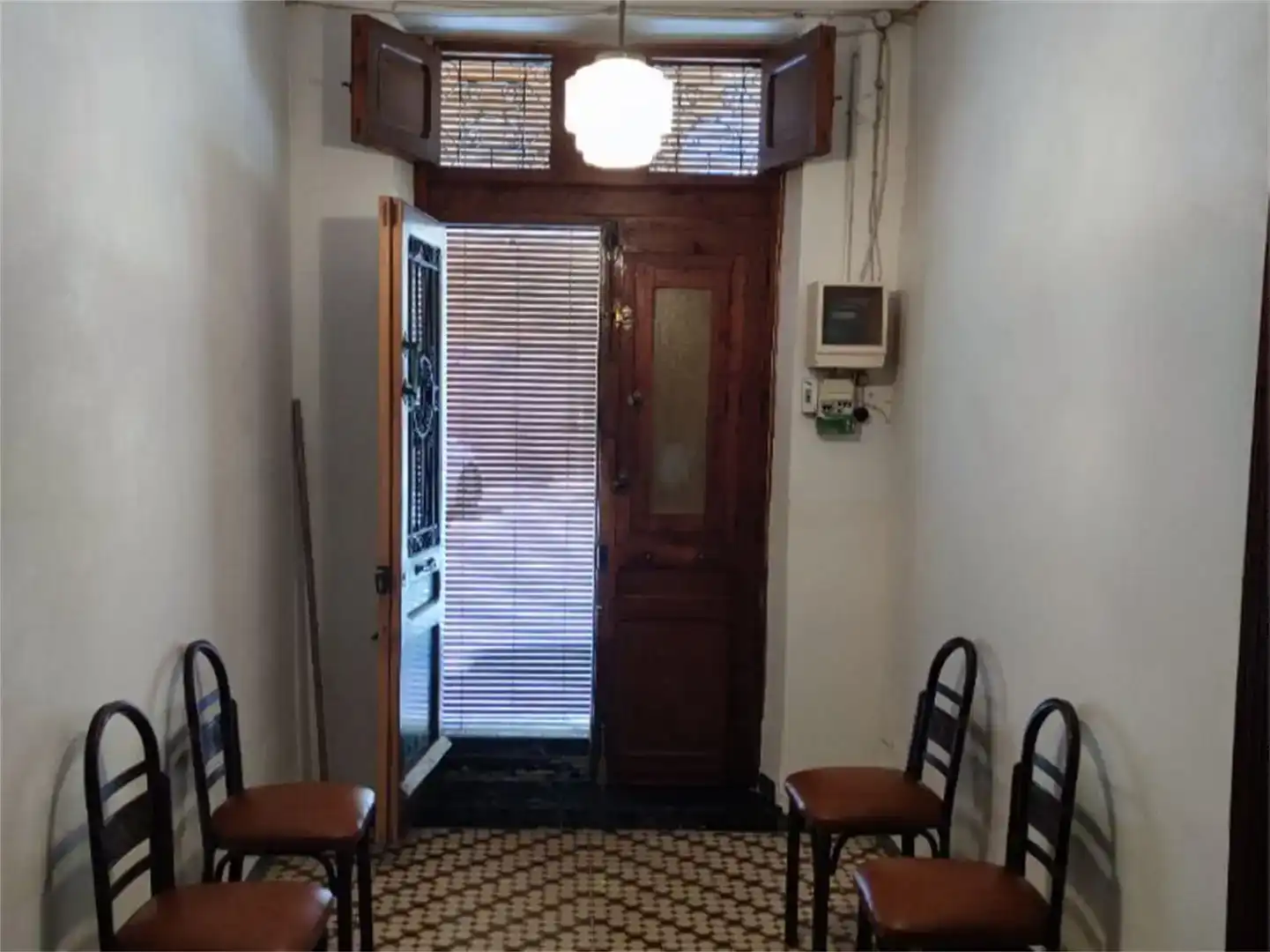 Casa adosada en venda en Algueña