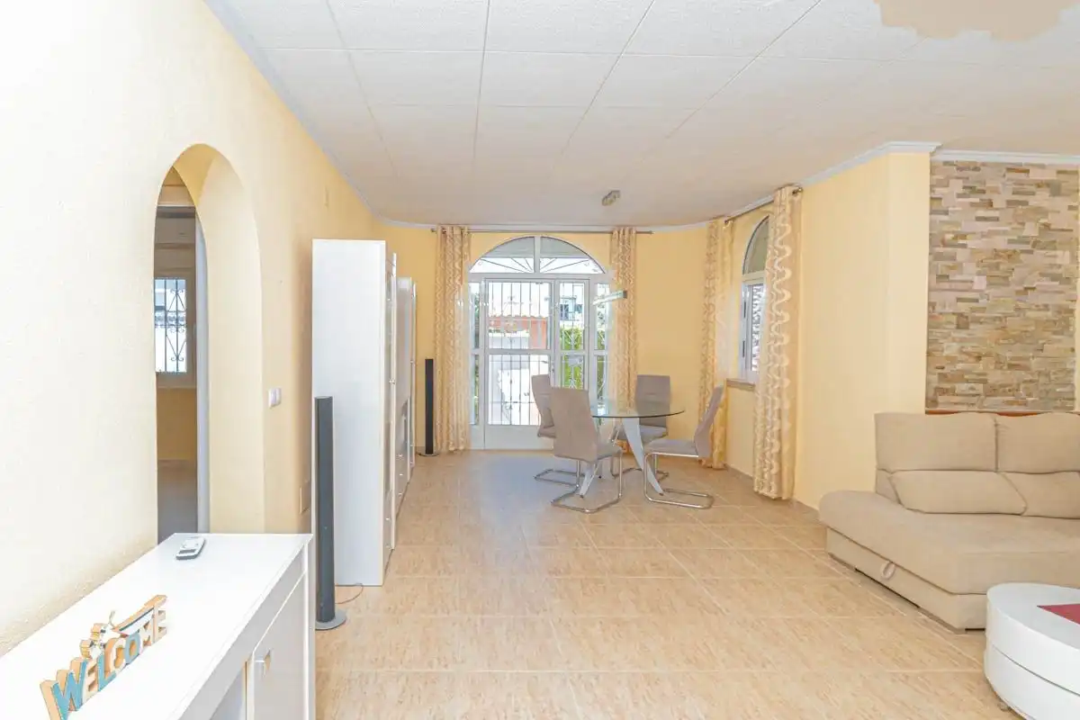 Villa mit Pool zum Verkauf in Mil Palmeras, imagen 4