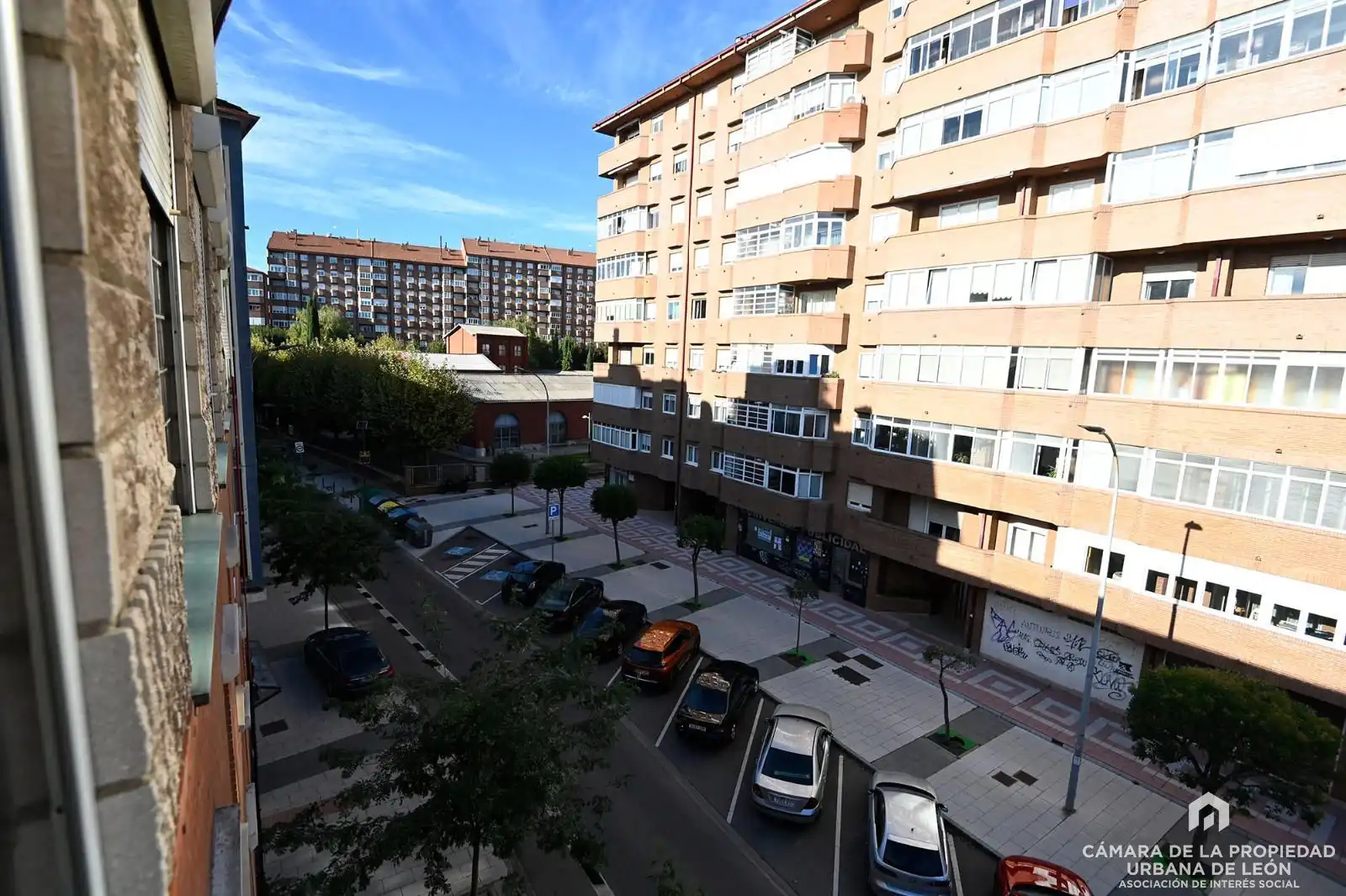Vista exterior de Piso en venta en La Vega - La Sal