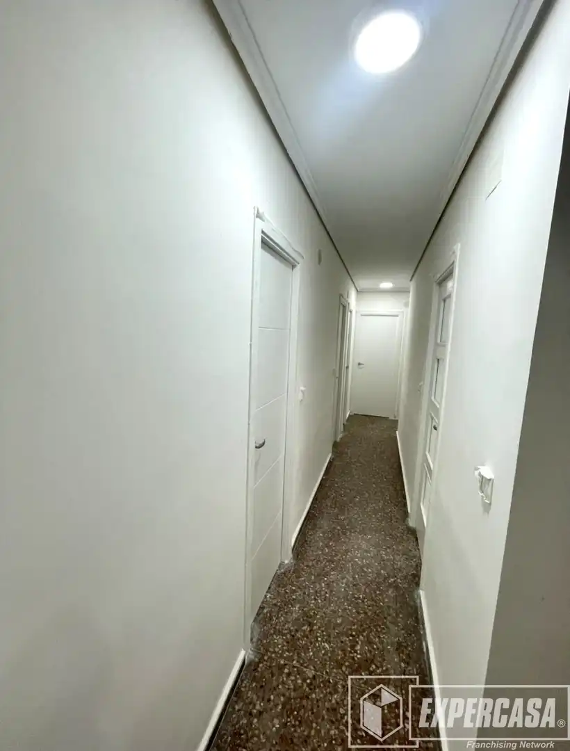 Flat with lift for sale in Alaquàs, imagen 3