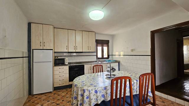 Casa-chalet en Venta en de Acceso a Baroja en Peñacerrada- Urizaharra